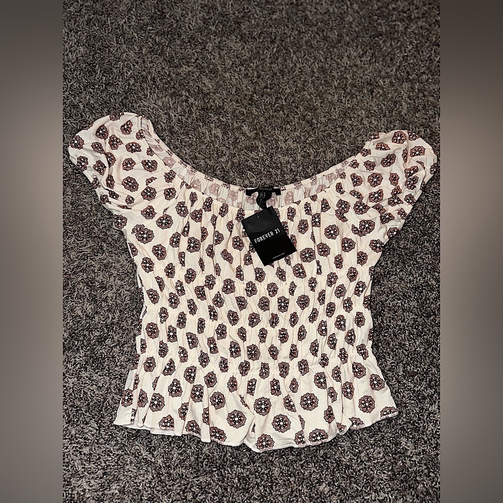 Forever 21 Floral Spring Flowey Blouse Top NWT Size Medium